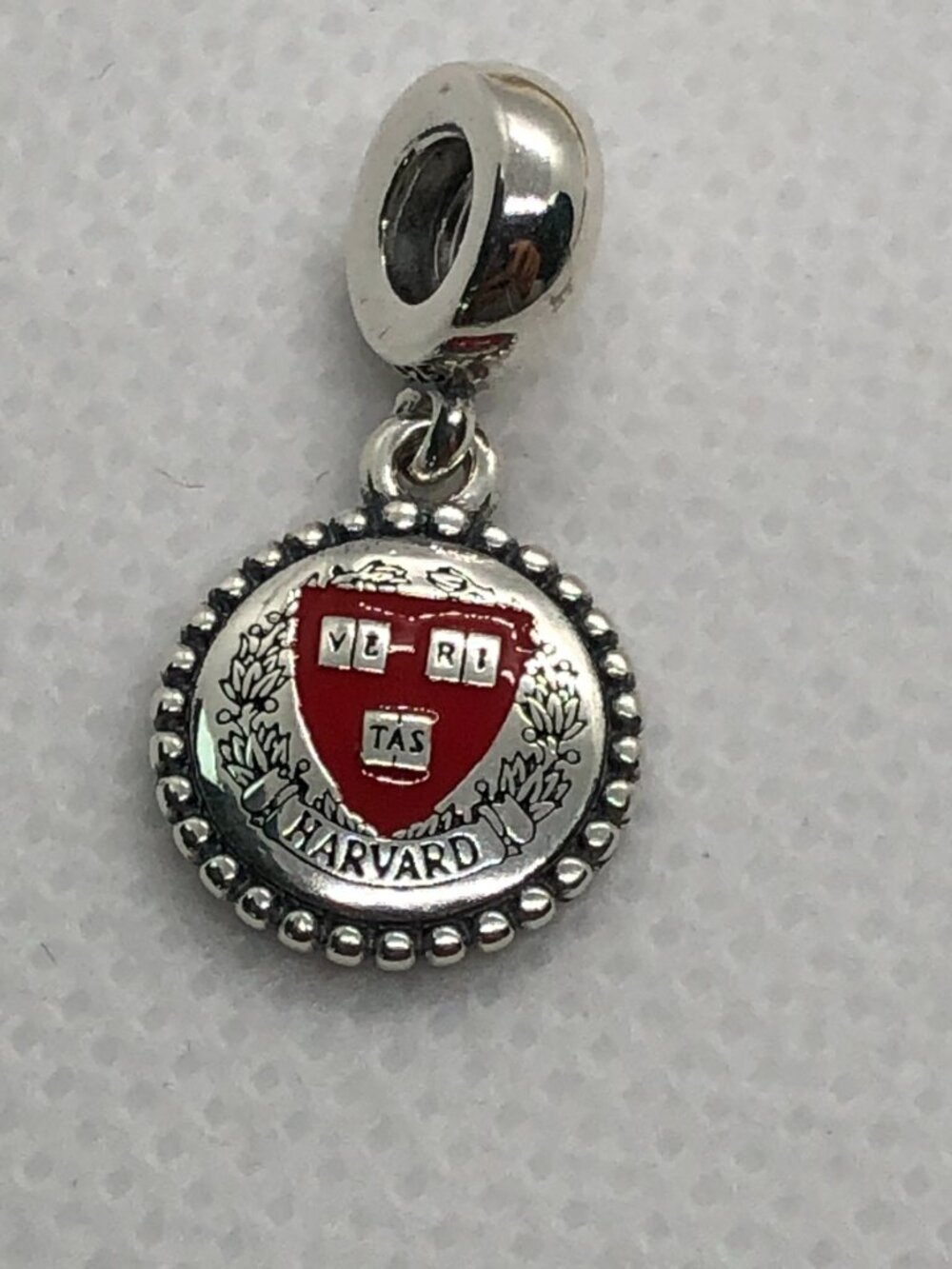 ✨ ✨Pandora Harvard University Dangle Charm